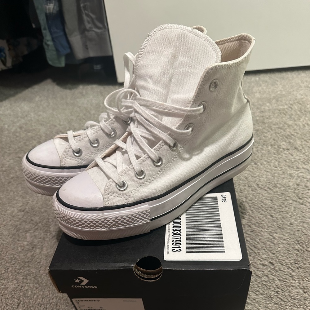 Converse Chuck Taylor lift high top Platform